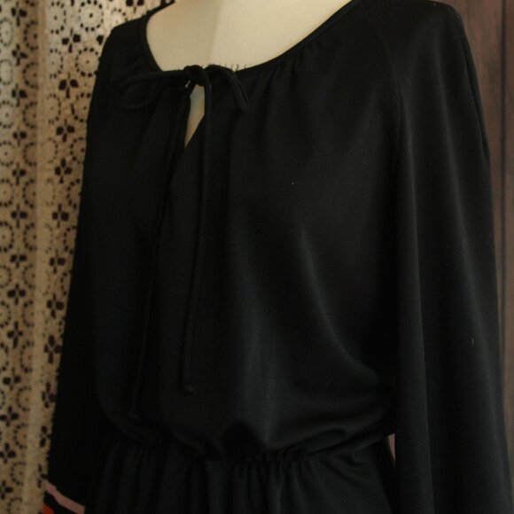 Vintage 1970s Blouse, R&K Black Peasant Top, Cottage Core, Folk Style - Picture 8 of 10